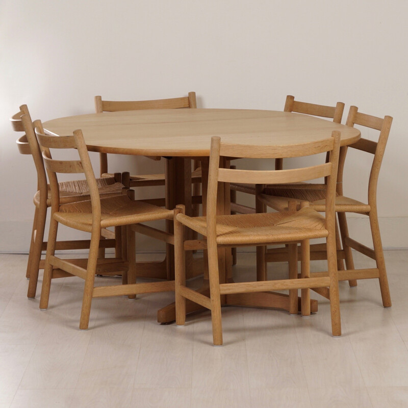 Oak Dining Set with CH47 Hans Wegner Dining Chairs and Møller Table - 1960s