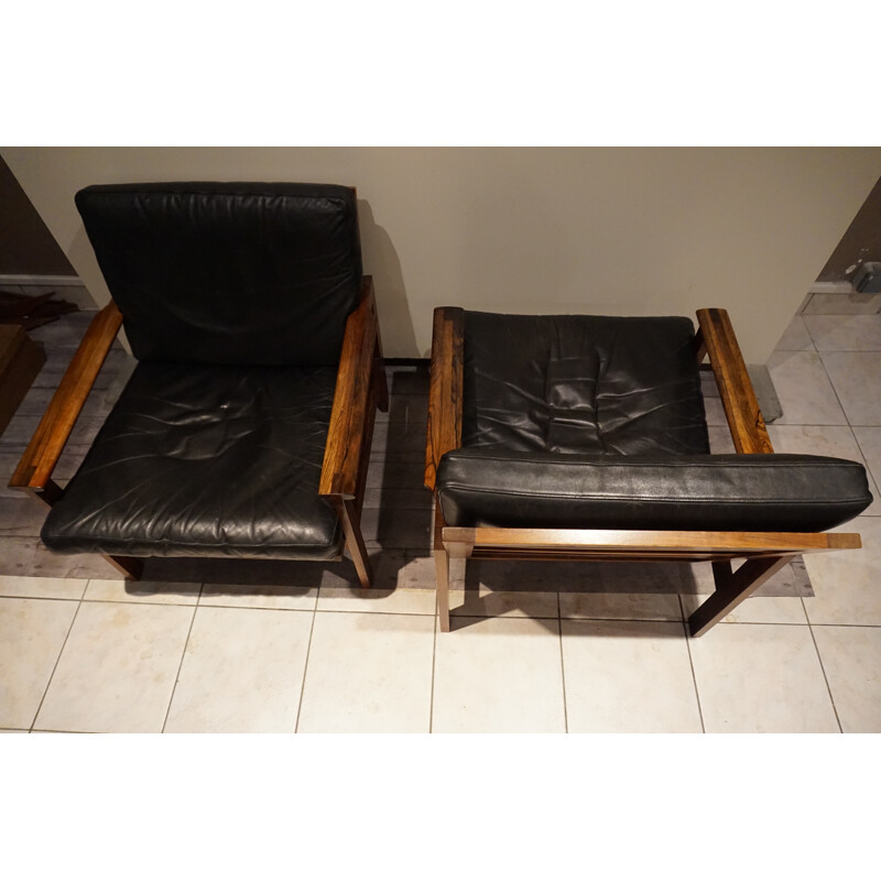 Paire de fauteuils Danois en cuir et palissandre de I.Wikkelso - 1960