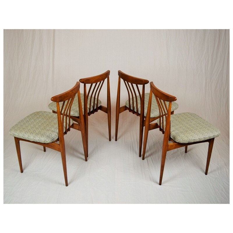 Suite van 4 gestoffeerde eetkamerstoelen, Tsjecho-Slowakije - 1960