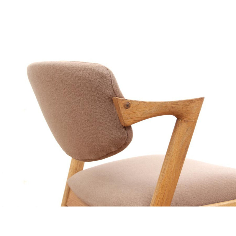 Suite de 8 chaises en chêne, modèle 42 de Kai Kristiansen - 1960