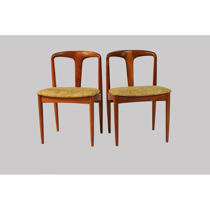 Set of 6 "Juliane" Dining Chairs by Johannes Andersen for Vamo - 1960s