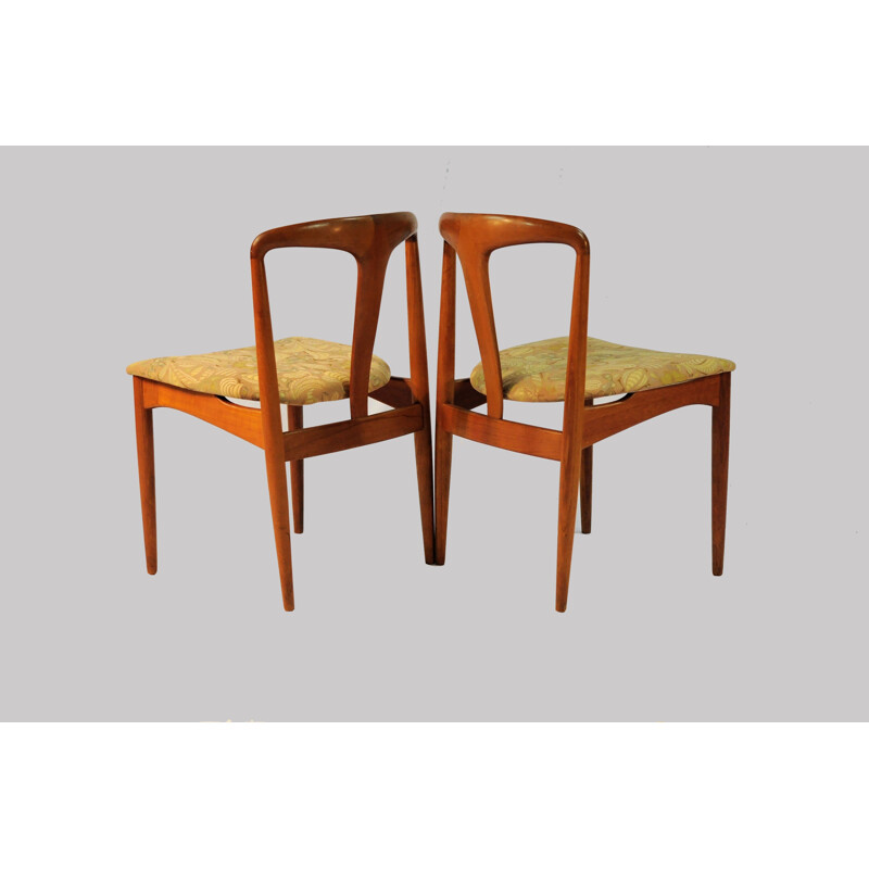 Set of 6 "Juliane" Dining Chairs by Johannes Andersen for Vamo - 1960s
