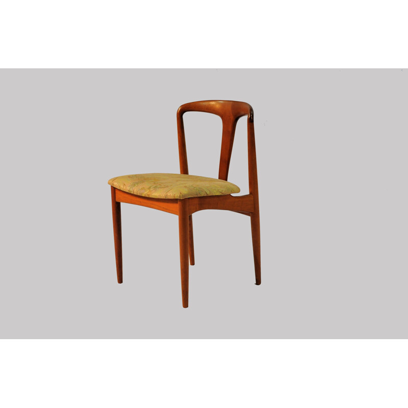 Set of 6 "Juliane" Dining Chairs by Johannes Andersen for Vamo - 1960s