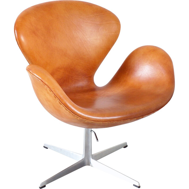 Early Edition Swan Chair by Arne Jacobsen for Fritz Hansen - 1960s