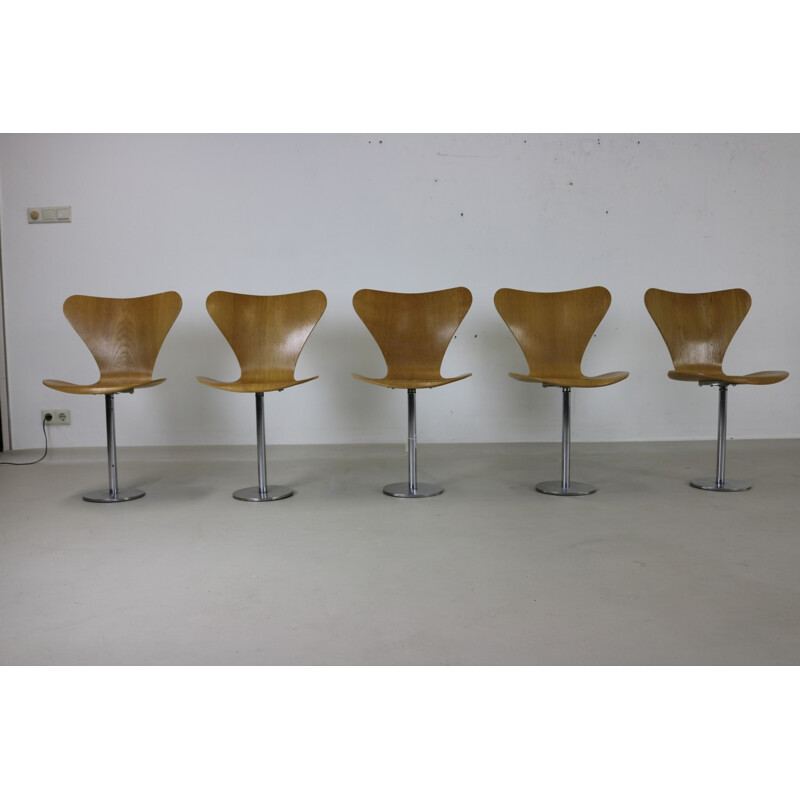 7-series vintage chair by Arne Jacobsen for Fritz Hansen - 1970s