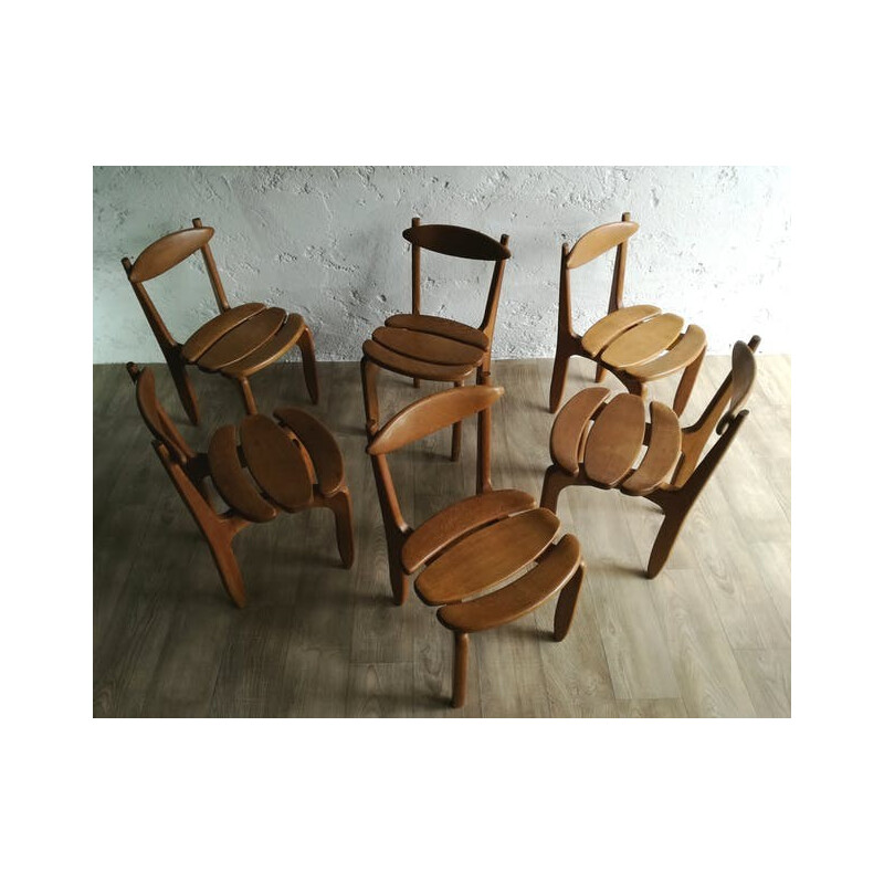 Suite de 6 chaises "Thierry" en chêne Guillerme et Chambron - 1960