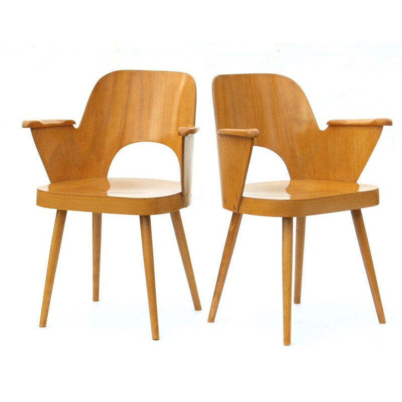 Pair of chairs with armrests by Oswald Haerdtl for Ton - 1960s