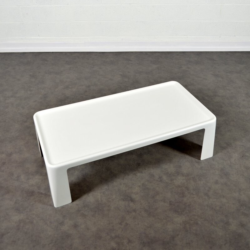 Rectangular coffee table Design Amanta by Mario Bellini - 1960s