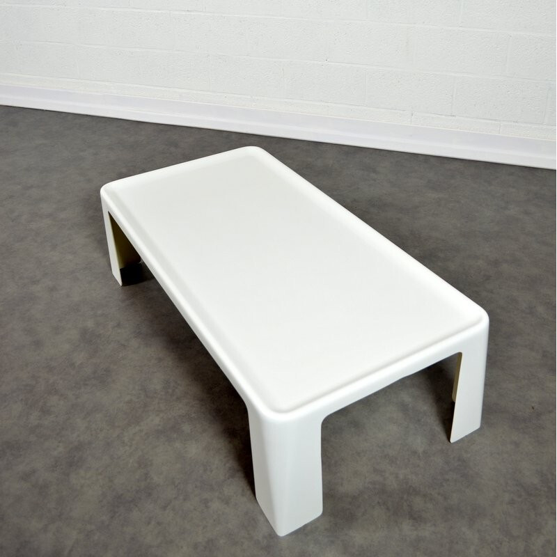 Rectangular coffee table Design Amanta by Mario Bellini - 1960s