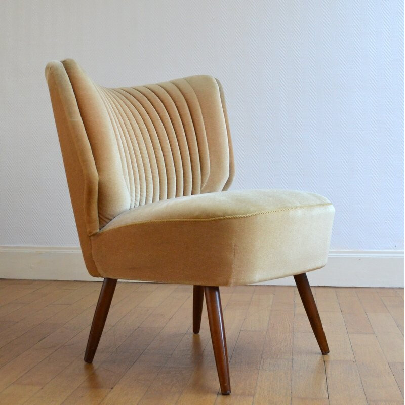 Vintage chair in beige silk velvet - 1960s