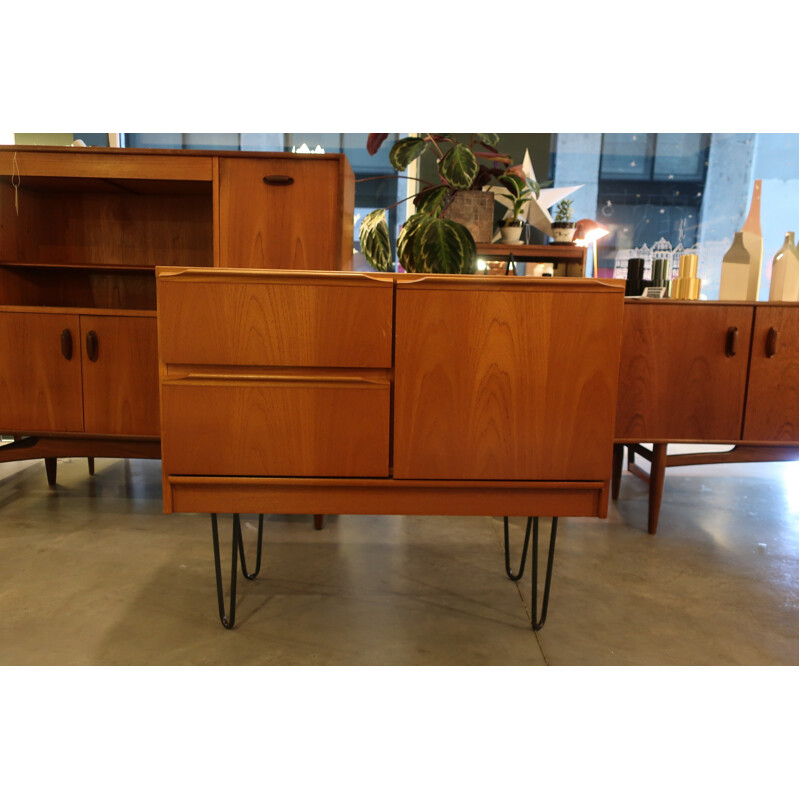 Small sideboard with metal legs - 1960s