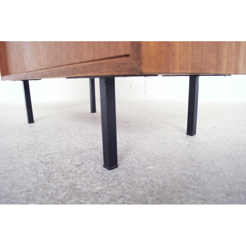 Enfilade vintage en teck par Florence Knoll pour Knoll international - 1960