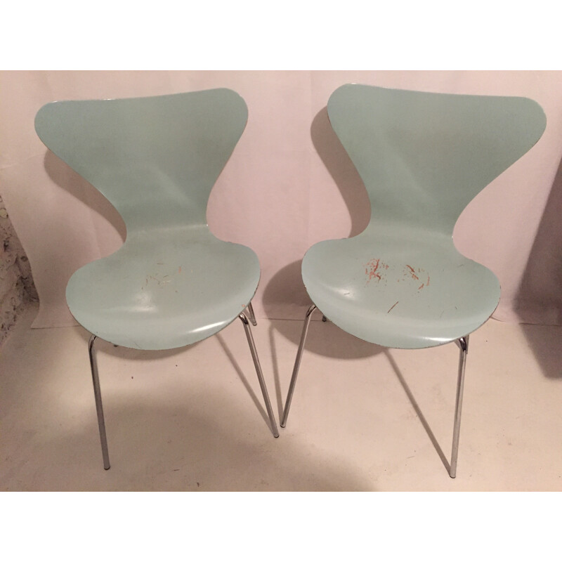 Pair of chairs "Seven", Arne JACOBSEN - 2000