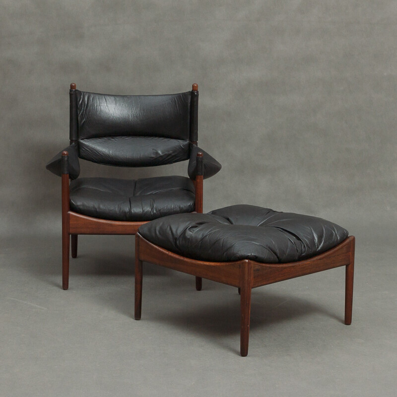 Armchair with its ottoman in rosewood and black leather by Kristian Vedel - 1960s