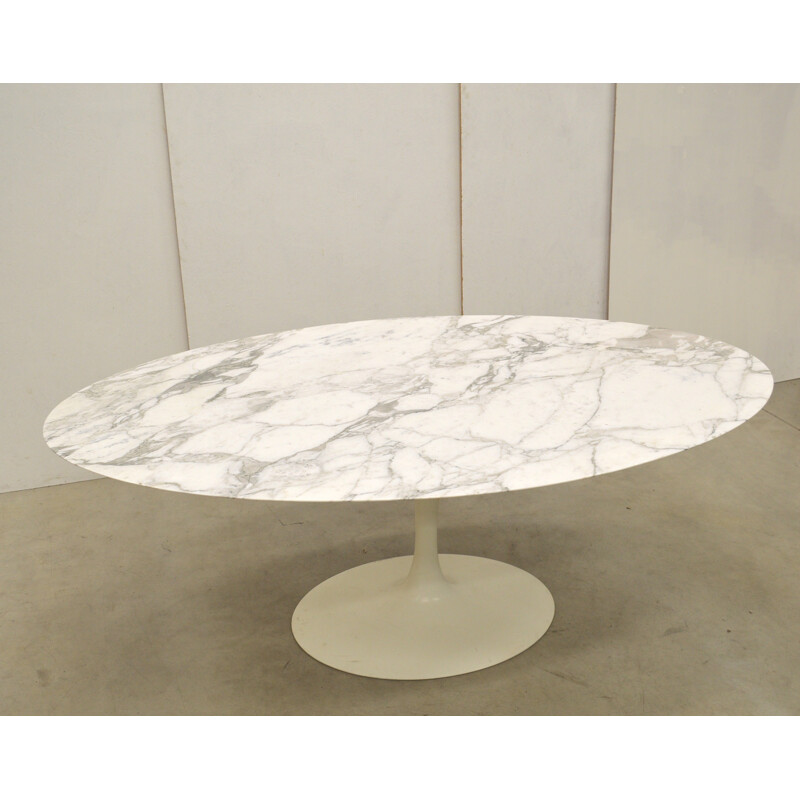 Eero Saarinen Oval Marble Dining Table for Knoll International - 1990s