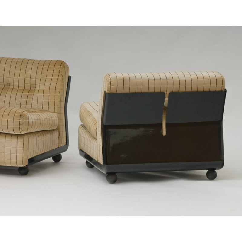 Pair of "Amanta" chairs by Mario Bellini for B&B Italia - 1970s