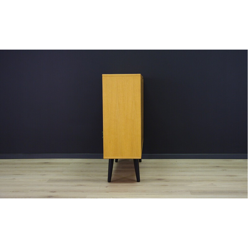 Bibliothèque minimaliste en frêne de cendres de conception danoise pour Systhem B8 - 1970