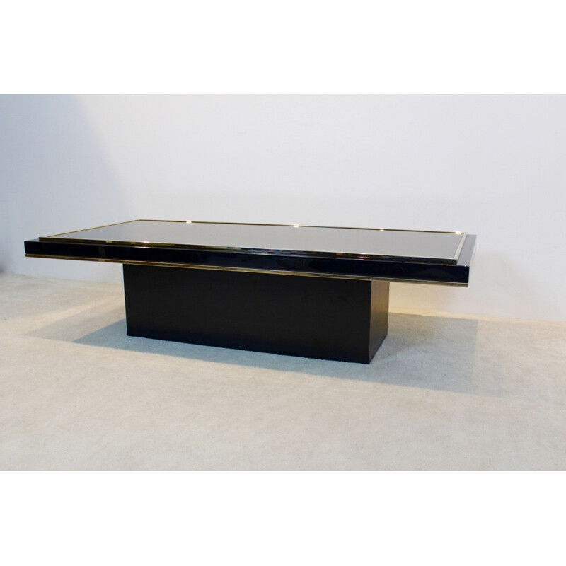 Table basse en verre miroir noir et laiton par Roger Vanhevel - 1970