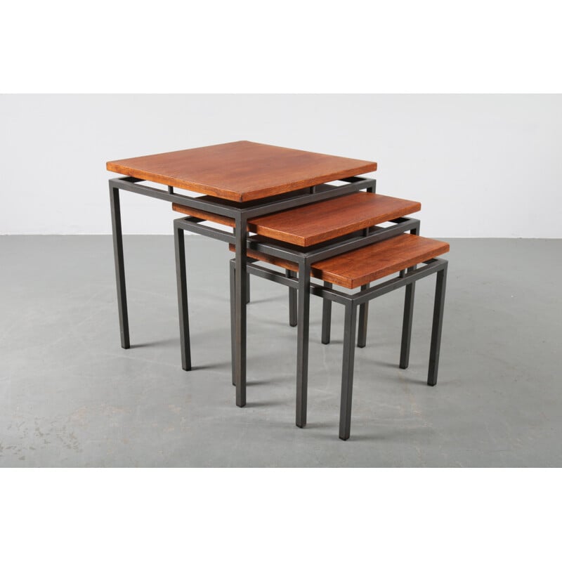 Set of nesting tables - 1950s
