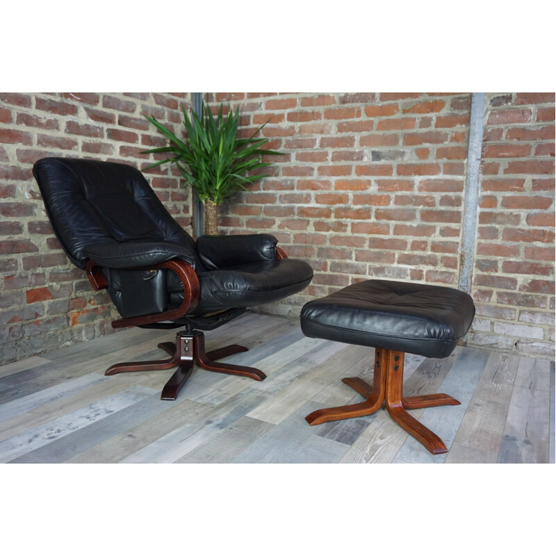 Fauteuil en cuir inclinable avec ottoman  - 1970