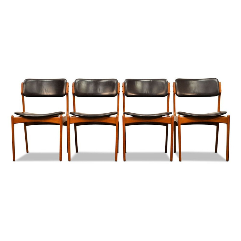 Chaises à repas en teck au design danois par Erik Buch - 1960
