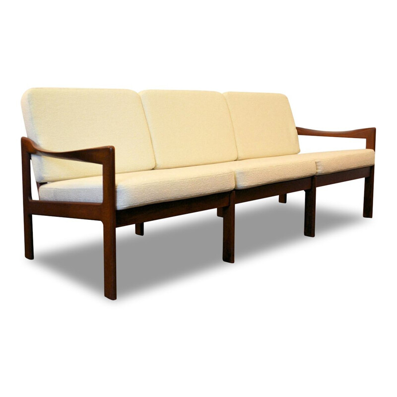 Canapé 3 places en teck au design danois d'Illum Wikkelso - 1960 