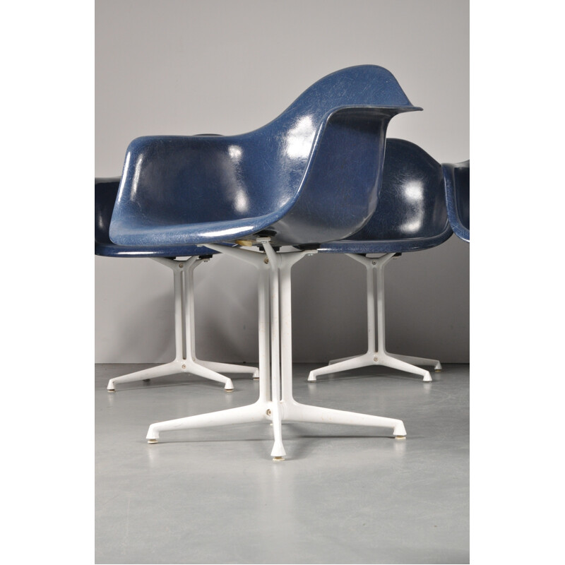 Blue Chairs Lafonda by Charles Eames, Charles & Ray EAMES - 1960s  