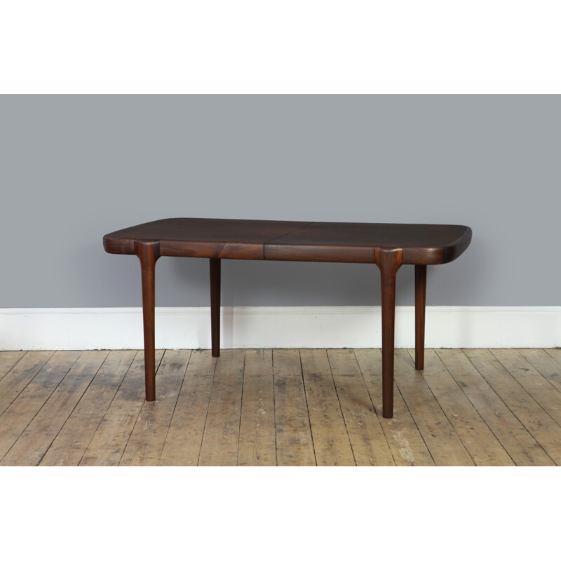 Rosewood Extendable Dining Table by Johannes Andersen - 1960s