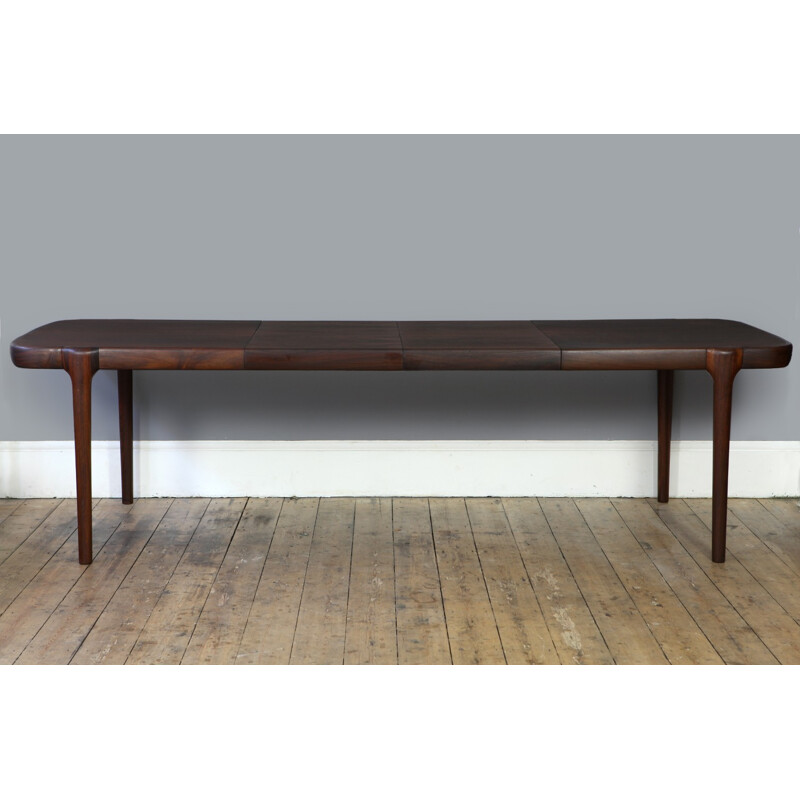 Rosewood Extendable Dining Table by Johannes Andersen - 1960s