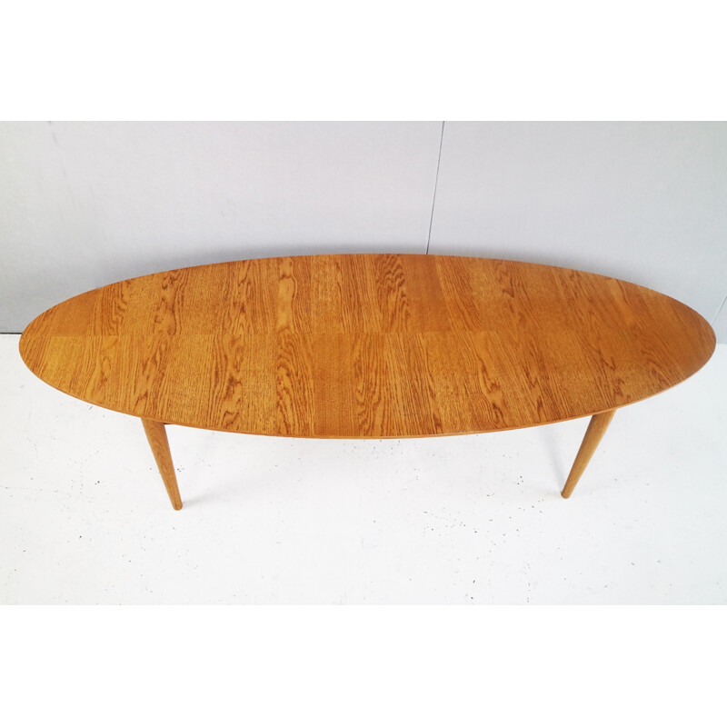 Table basse vintage en forme d'ellipse très longue - 1970