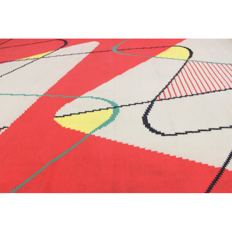 Vintage rood kelim modernistisch tapijt van Antonin Kybal - 1950