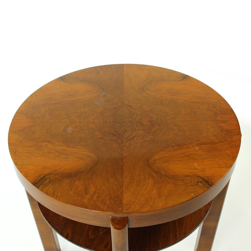 Round side table  in walnut veneer by Jindrich Halabala, Czechoslovakia - 1930s