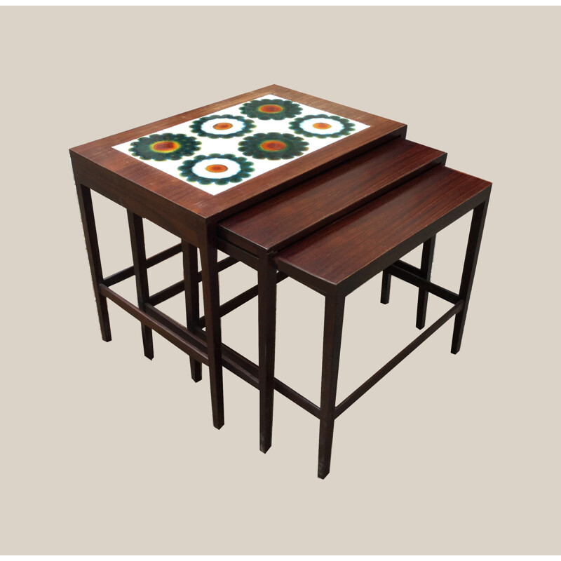 Tres mesas nido vintage de madera de palisandro y cerámica - 1960