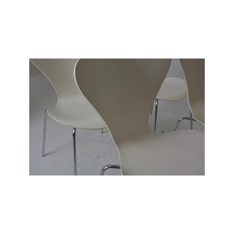 Suite de 4 chaises série 7 par Arne Jacobsen pour Friz Hansen - 1980