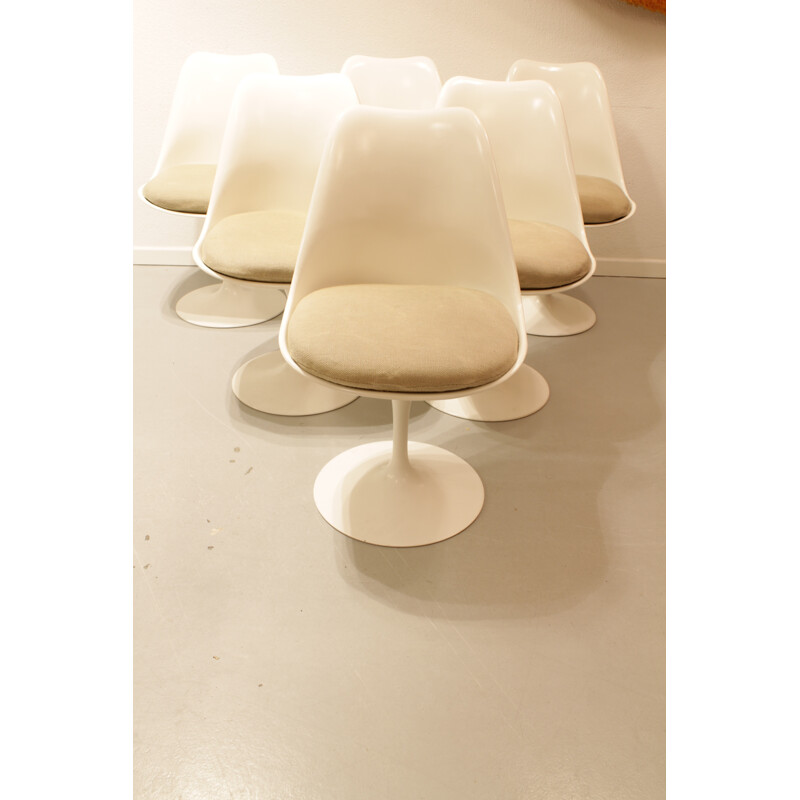 Set of 6 Tulip chairs by Eero Saarinen for Knoll - 1960s