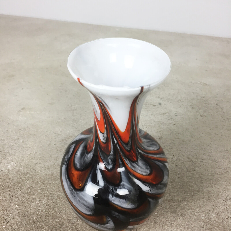 Vintage vase by Opaline Florence for Carlo Moretti - 1970s