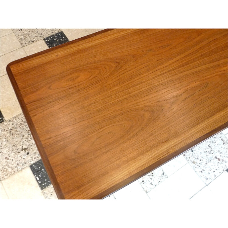 Danish Teak Coffee Table with extendable leaf - 1960s