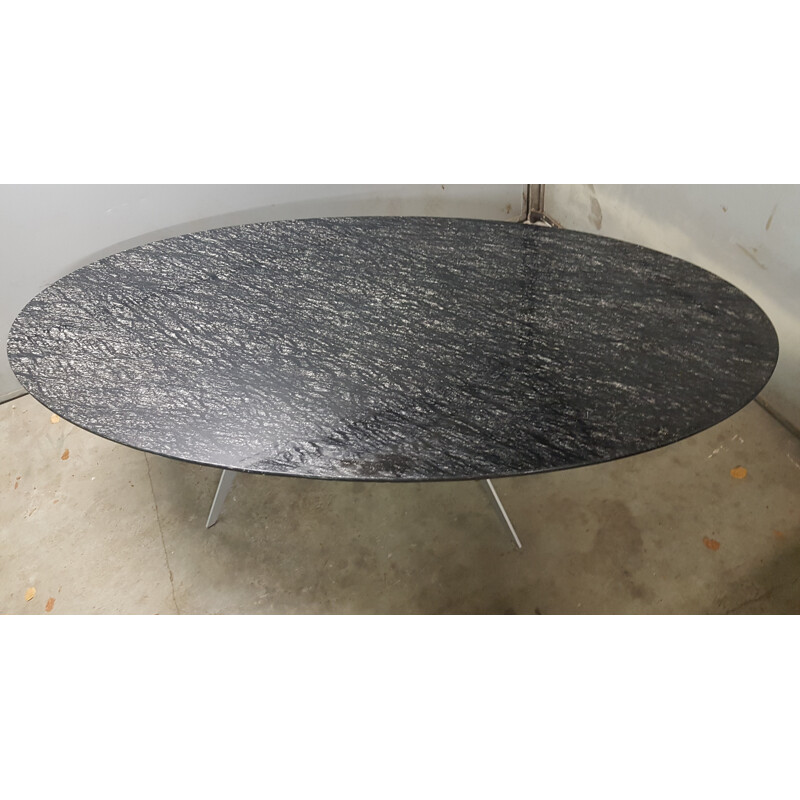 Table ovale en marbre noir vintage - 1980