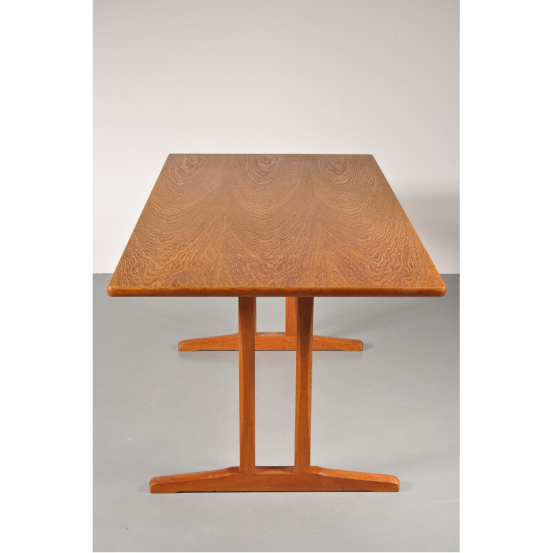 Scandinavian “Shaker” dining table by Borge MORGENSEN - 1960s