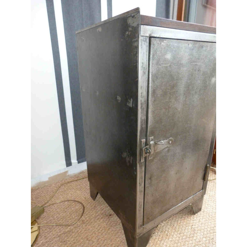 Vintage Industrial side cabinet - 1950s