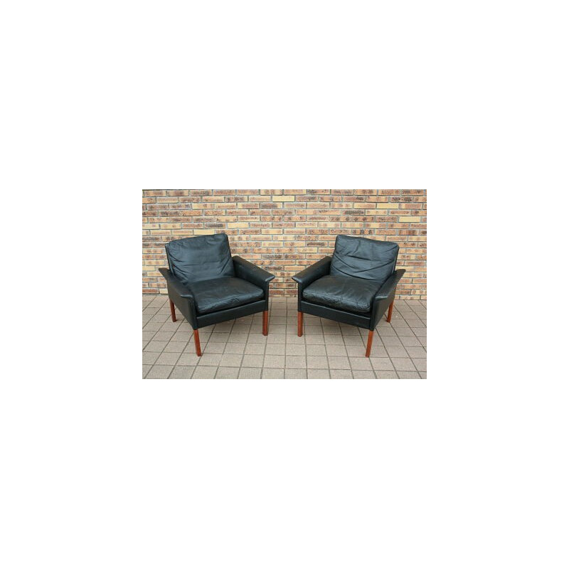 Pair of leather armchairs, Hans OLSEN - 1965