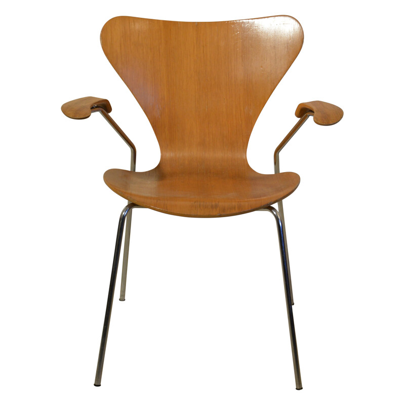 Chair with armrests "Série 7", Arne JACOBSEN - 1970s