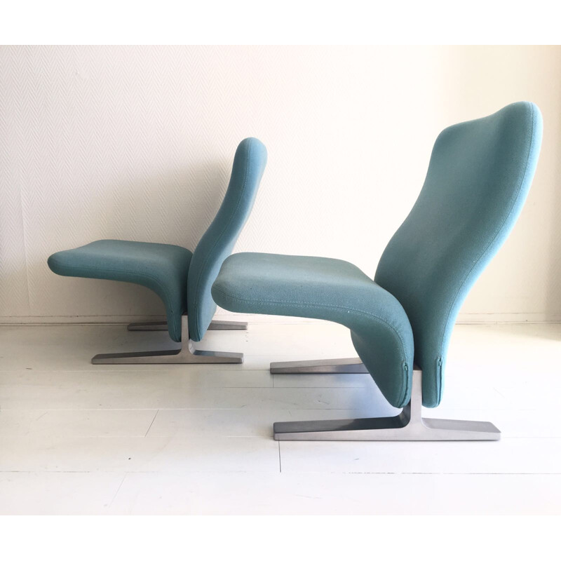 Pair of "Concorde" Lounge Chairs by Pierre Paulin  for Artifort - 1960s