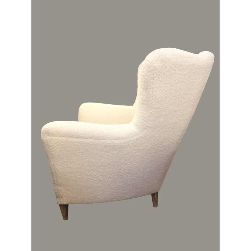 Pair of white vintage wing chairs by J. Roche - 1950s