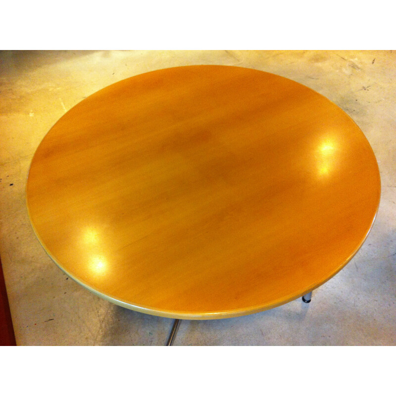 "Contract" table in beechwood, Charles EAMES - 2001