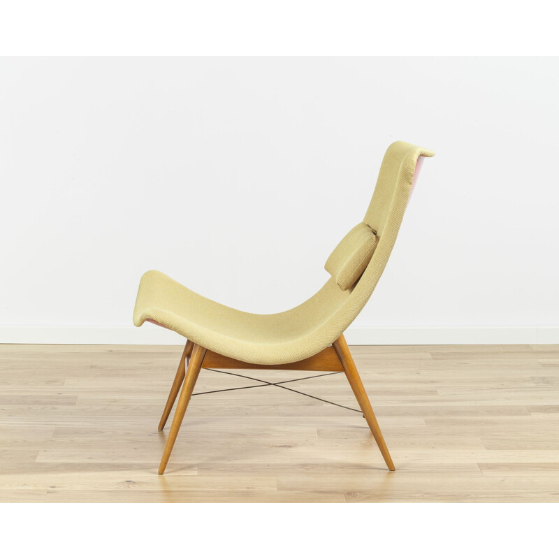 Fauteuil lounge par Miroslav Navrátil pour Cesky Nabytek - 1960