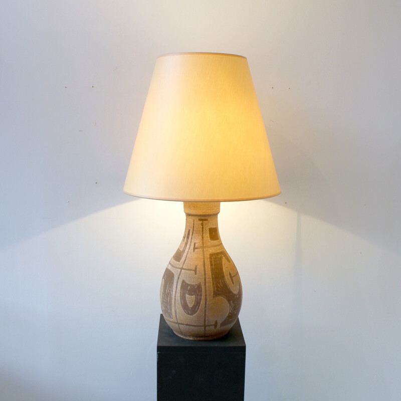 Vintage ceramic table lamp with geometrical decorations, 1960