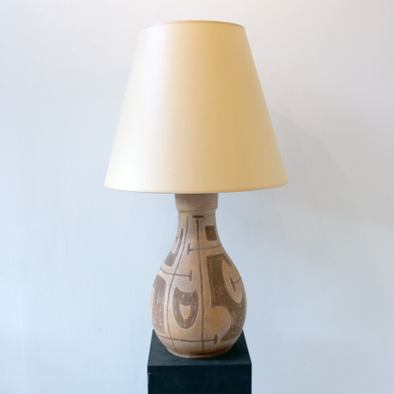 Vintage ceramic table lamp with geometrical decorations, 1960