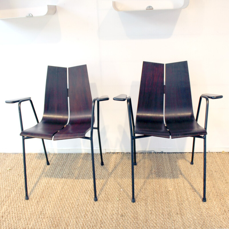 Suite de 2 fauteuils en métal et acajou par Hans Bellman - 1955