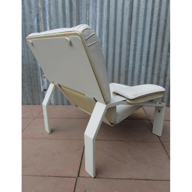 White lounge chair "LEM" in leather, Joe COLOMBO - 1970s